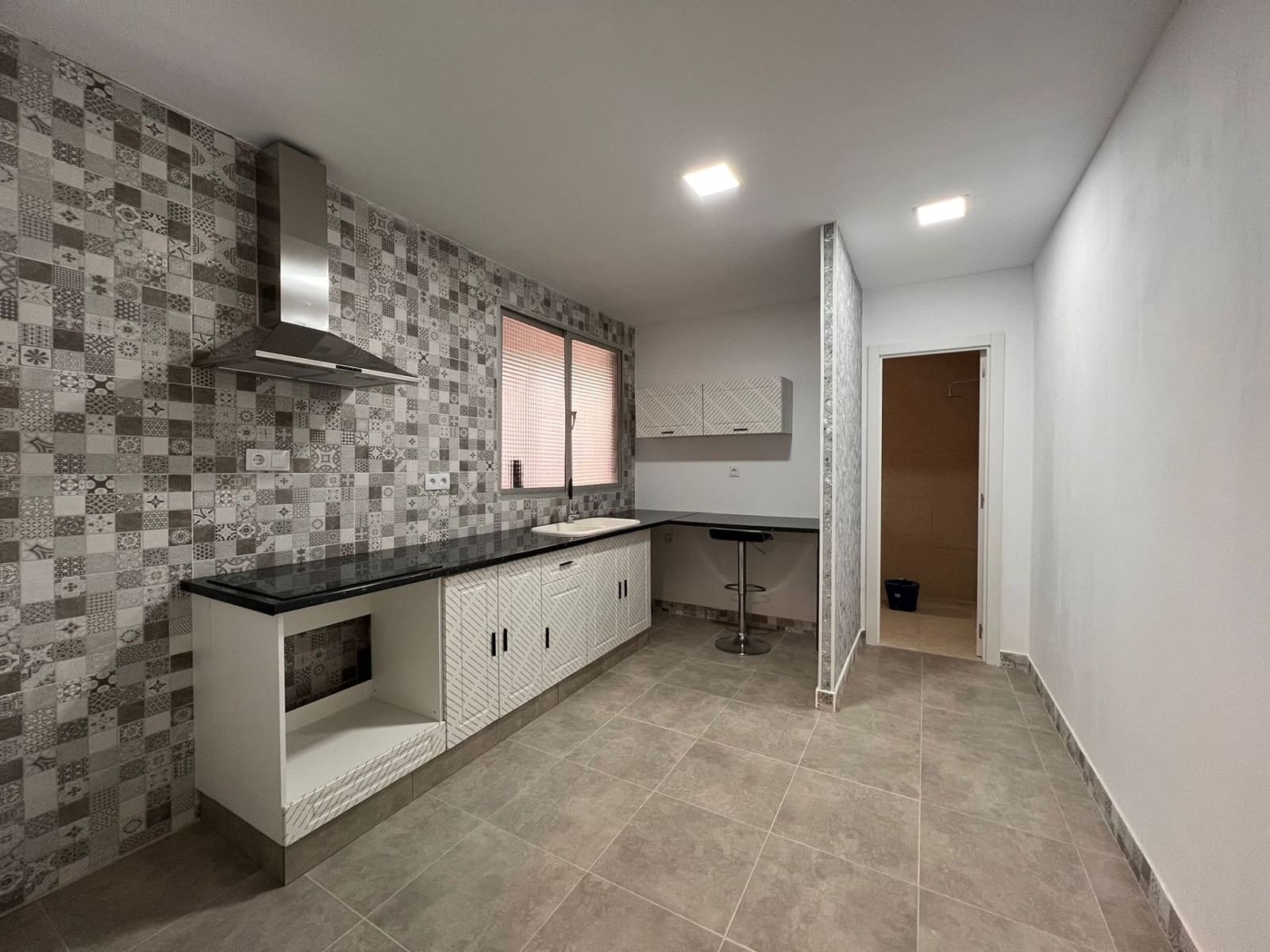 6 sovrum Villa till salu i Valencia stad - 198 000 € (Ref: 9175365)