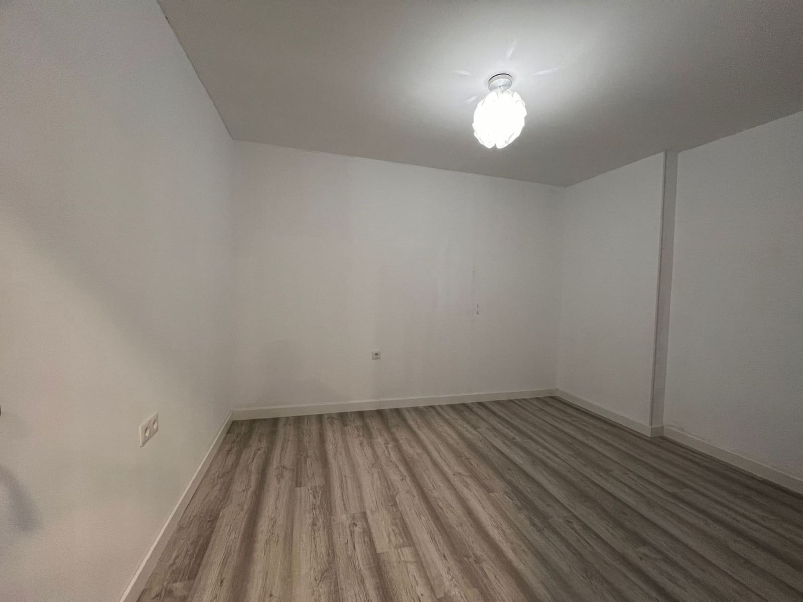 6 sovrum Villa till salu i Valencia stad - 198 000 € (Ref: 9175365)