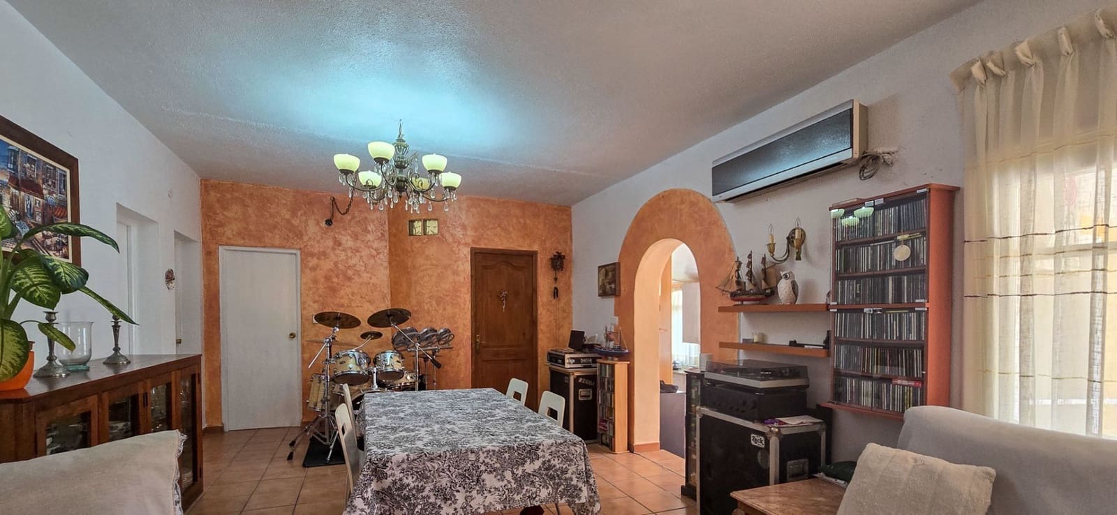 4 soveværelse Villa til salg i Busot med swimmingpool garage - € 413.000 (Ref: 9175367)