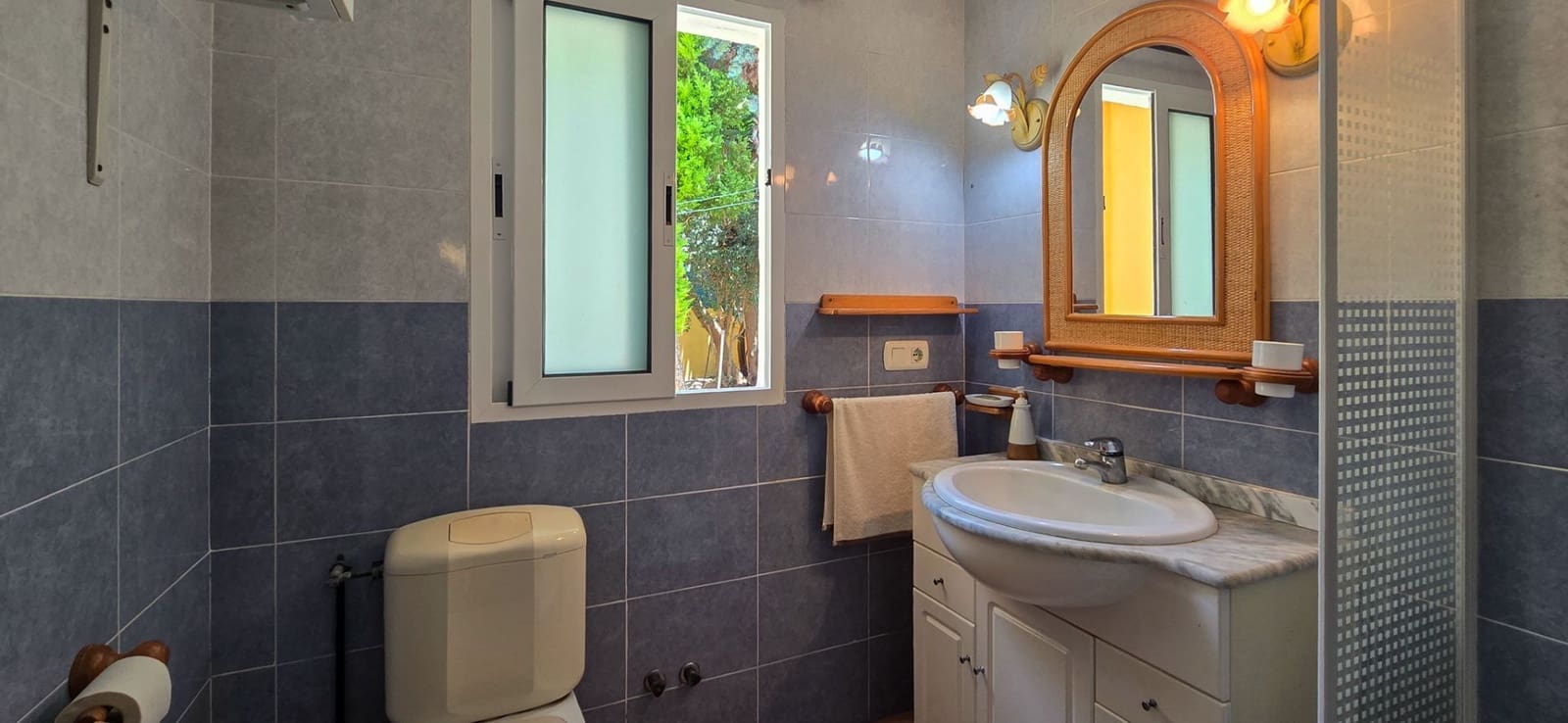 4 soveværelse Villa til salg i Busot med swimmingpool garage - € 413.000 (Ref: 9175367)