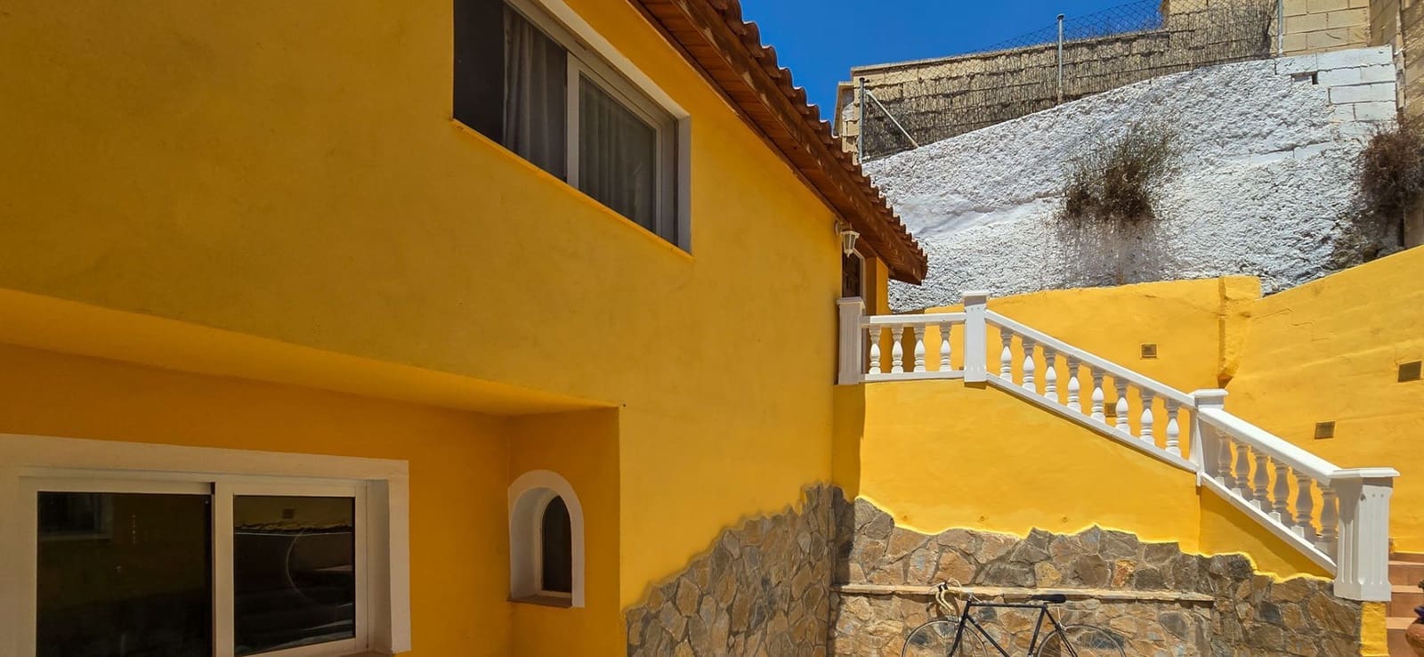 4 soveværelse Villa til salg i Busot med swimmingpool garage - € 413.000 (Ref: 9175367)