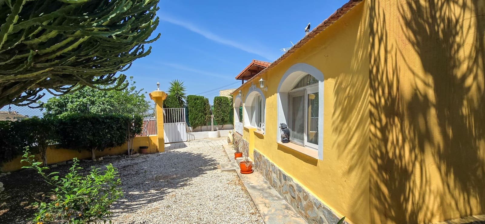 4 soveværelse Villa til salg i Busot med swimmingpool garage - € 413.000 (Ref: 9175367)