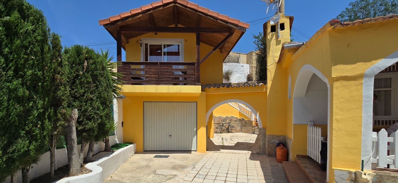 4 soveværelse Villa til salg i Busot med swimmingpool garage - € 413.000 (Ref: 9175367)