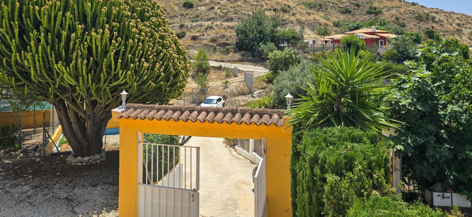 4 soveværelse Villa til salg i Busot med swimmingpool garage - € 413.000 (Ref: 9175367)