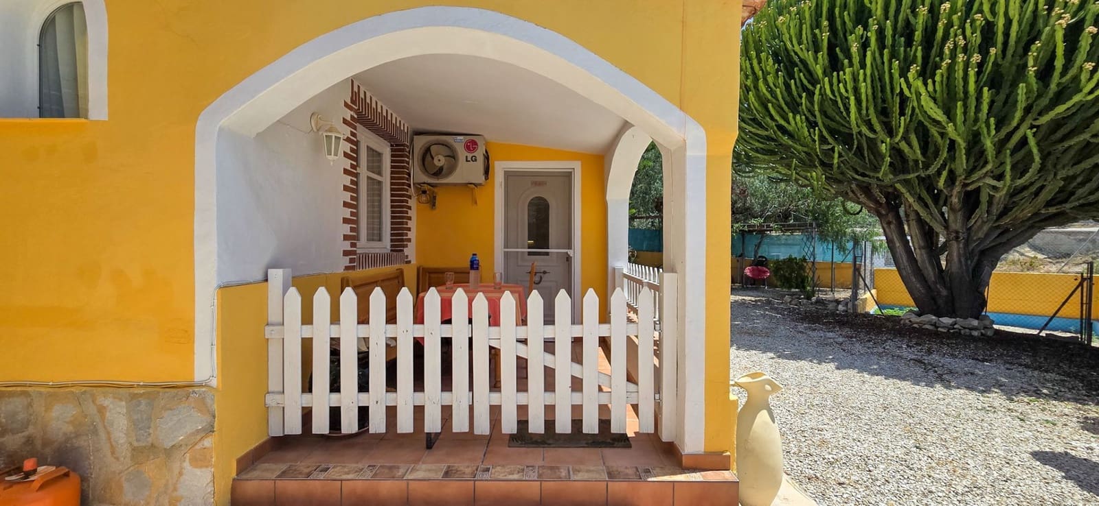 4 soveværelse Villa til salg i Busot med swimmingpool garage - € 413.000 (Ref: 9175367)