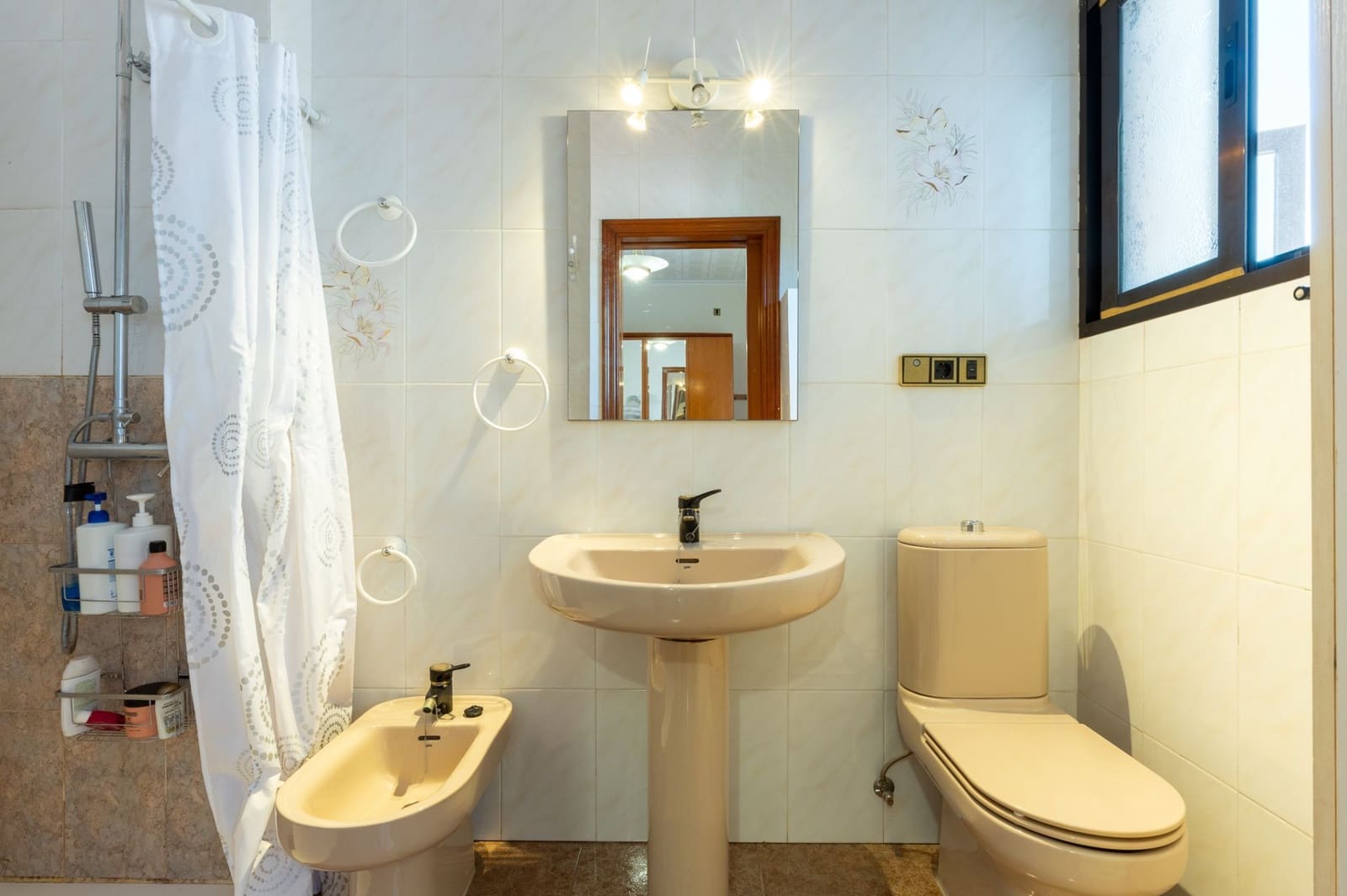 5 soveværelse Villa til salg i Navarres med garage - € 375.000 (Ref: 9175370)