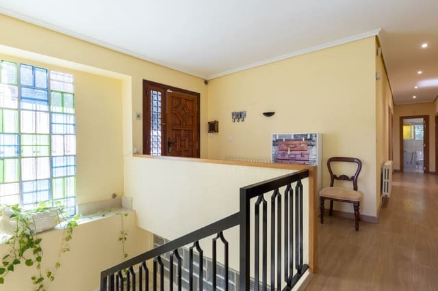 7 sypialnia Willa na sprzedaż w Miasto Walencja - 550 000 € (Ref: 9175374)