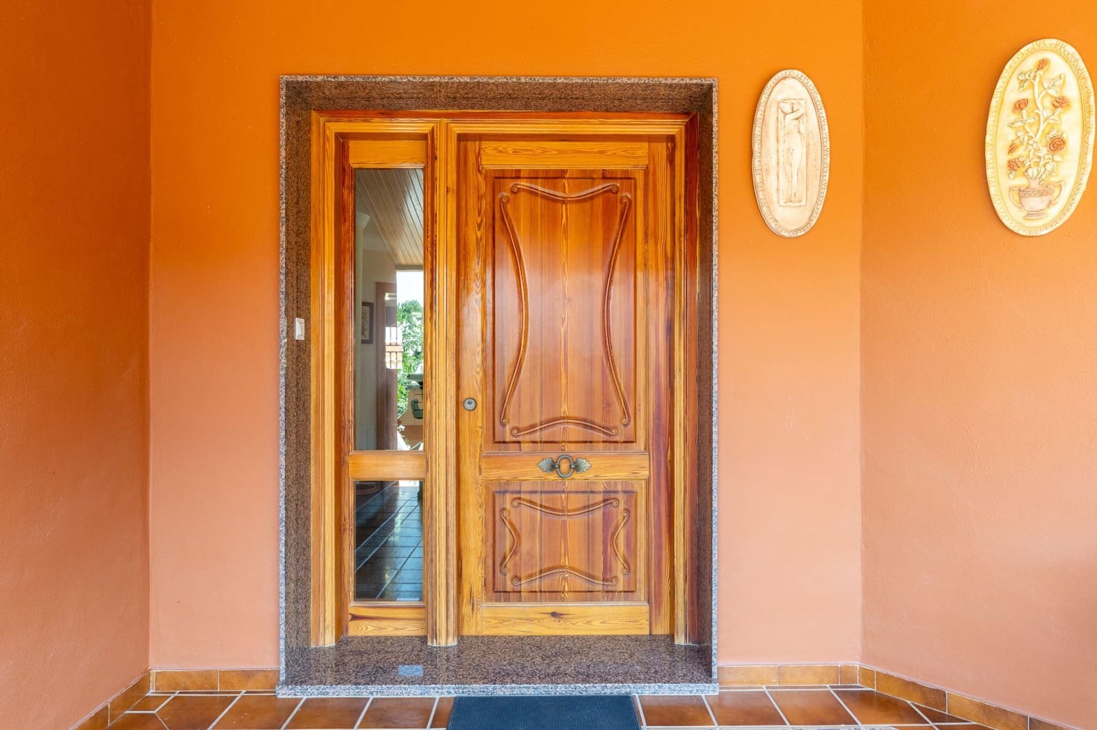 5 soverom Villa til salgs i Valencia by med svømmebasseng garasje - € 535 000 (Ref: 9175375)