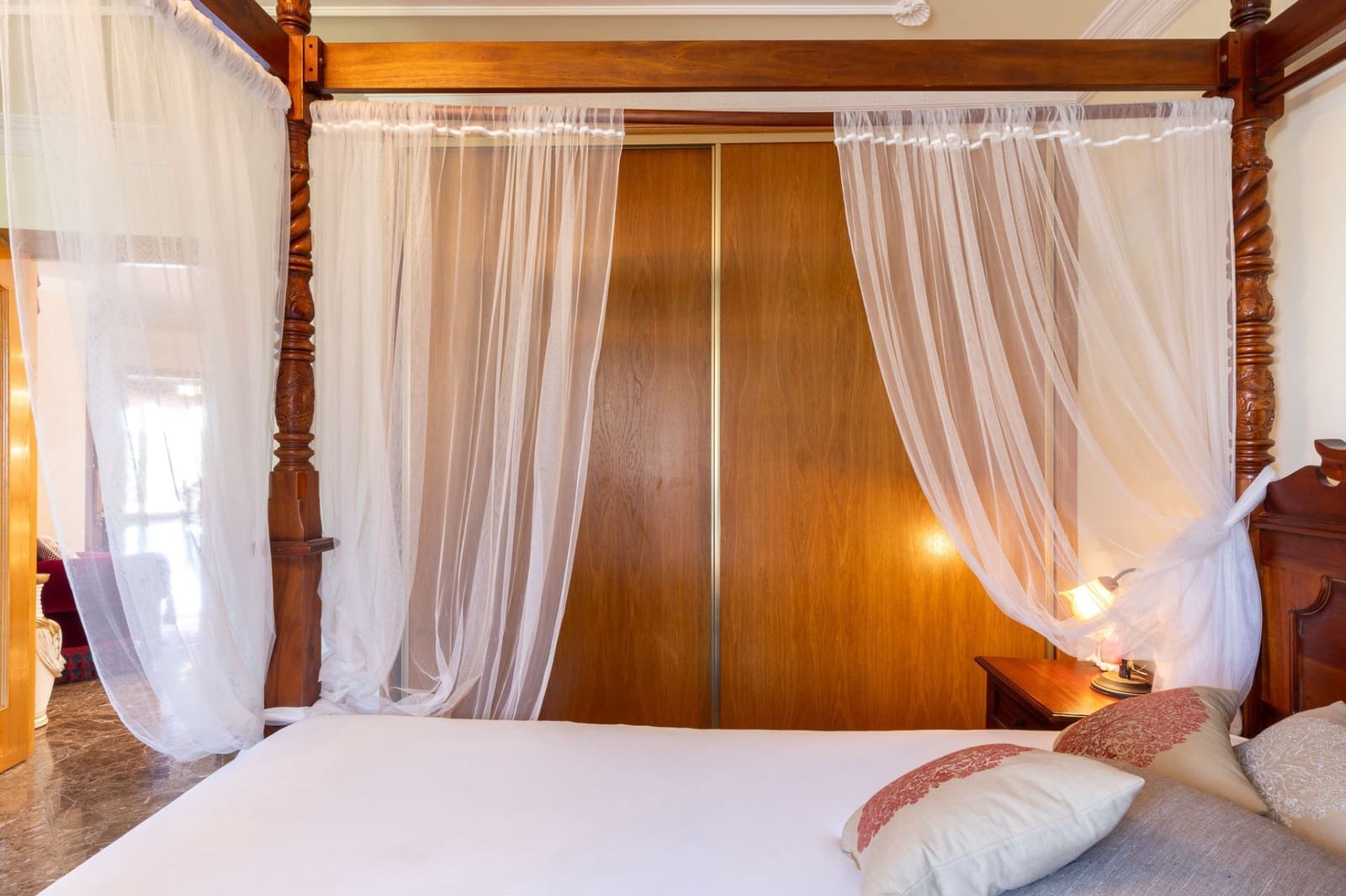 5 soverom Villa til salgs i Valencia by med svømmebasseng garasje - € 535 000 (Ref: 9175375)