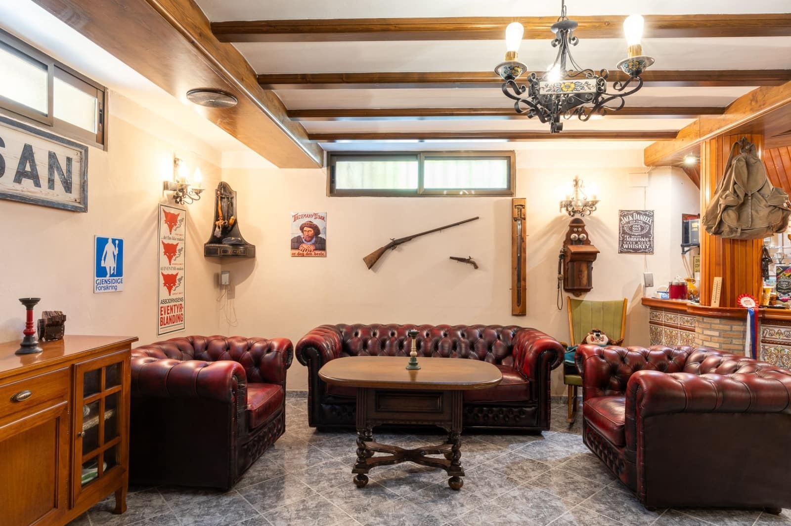 5 soverom Villa til salgs i Valencia by med svømmebasseng garasje - € 535 000 (Ref: 9175375)