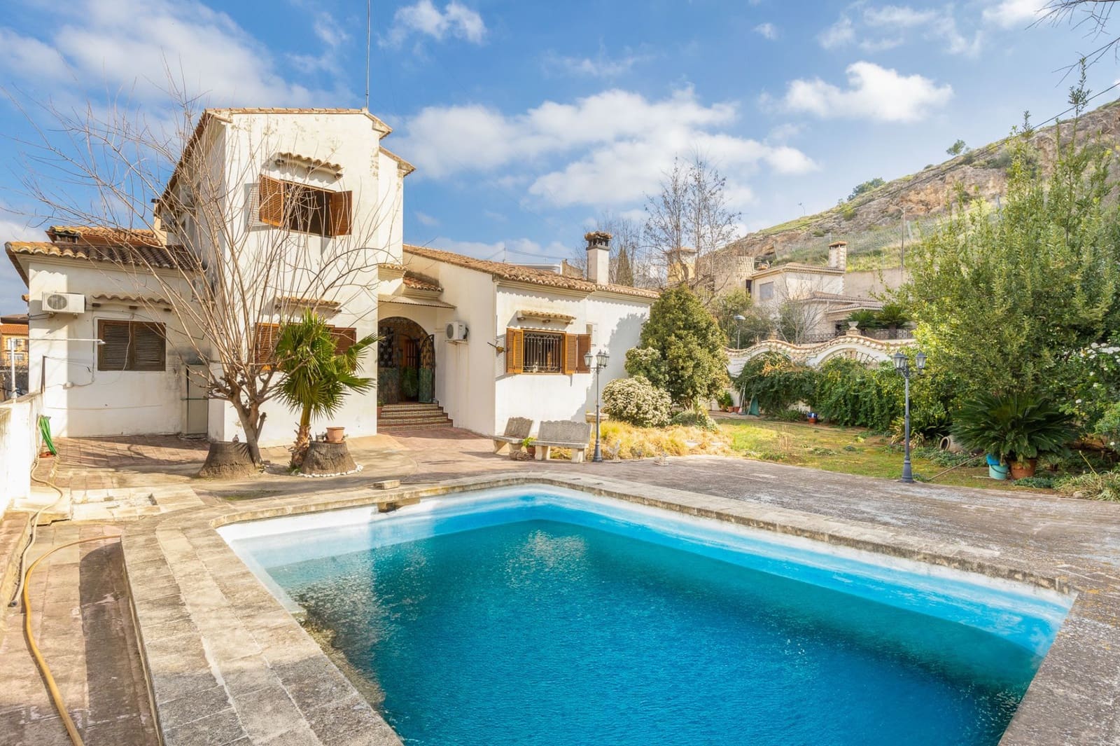 5 Zimmer Villa zu verkaufen in Moixent mit Garage - 395.000 € (Ref: 9175376)