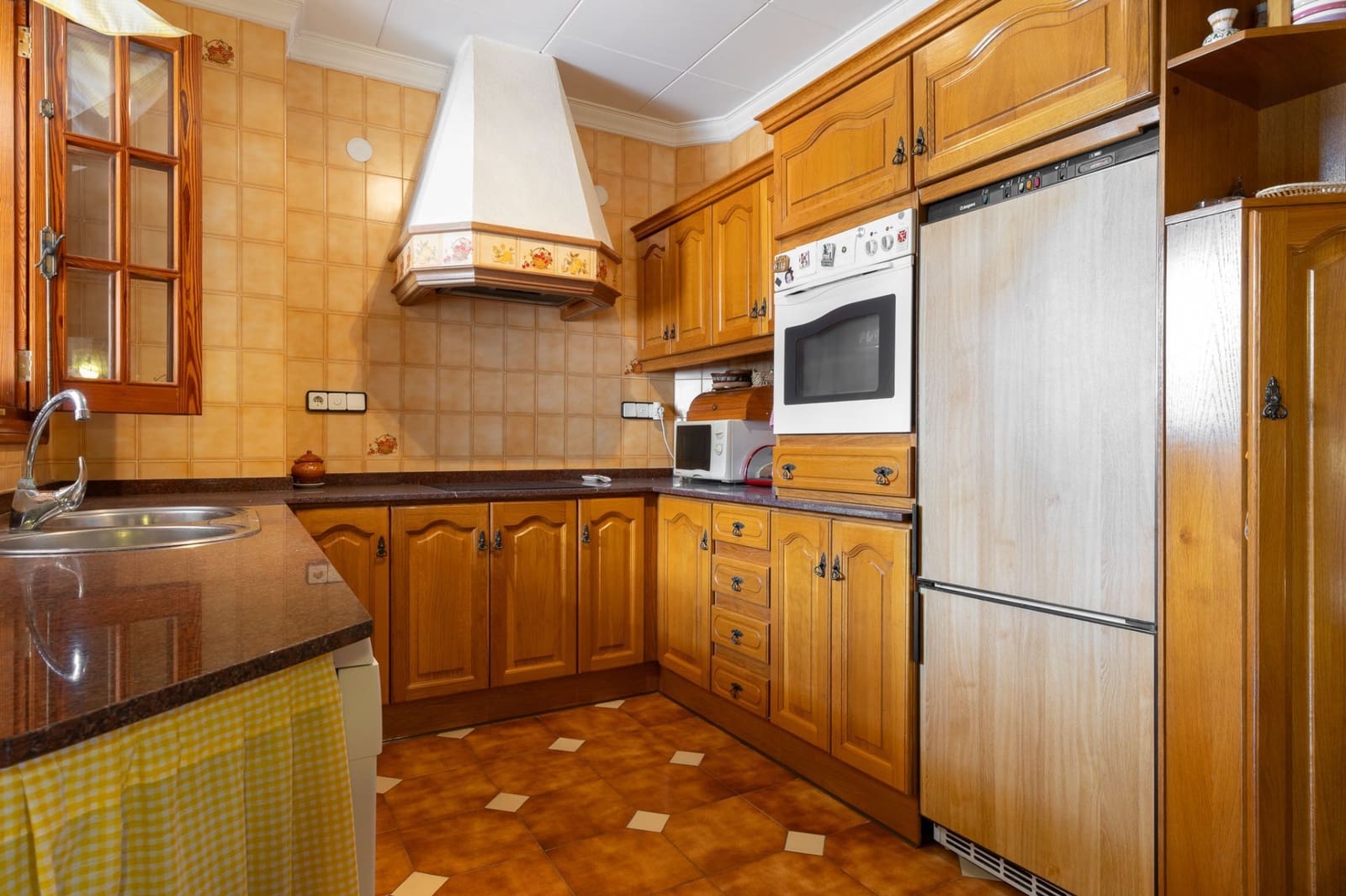 5 Zimmer Villa zu verkaufen in Moixent mit Garage - 395.000 € (Ref: 9175376)