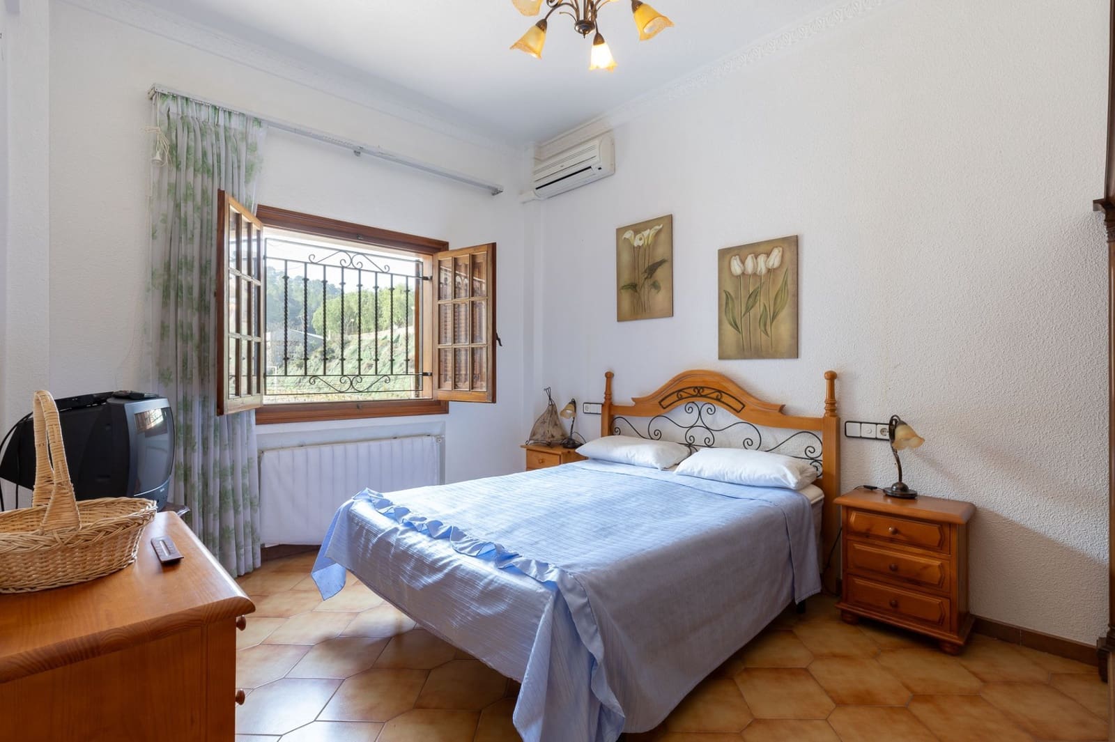 5 Zimmer Villa zu verkaufen in Moixent mit Garage - 395.000 € (Ref: 9175376)