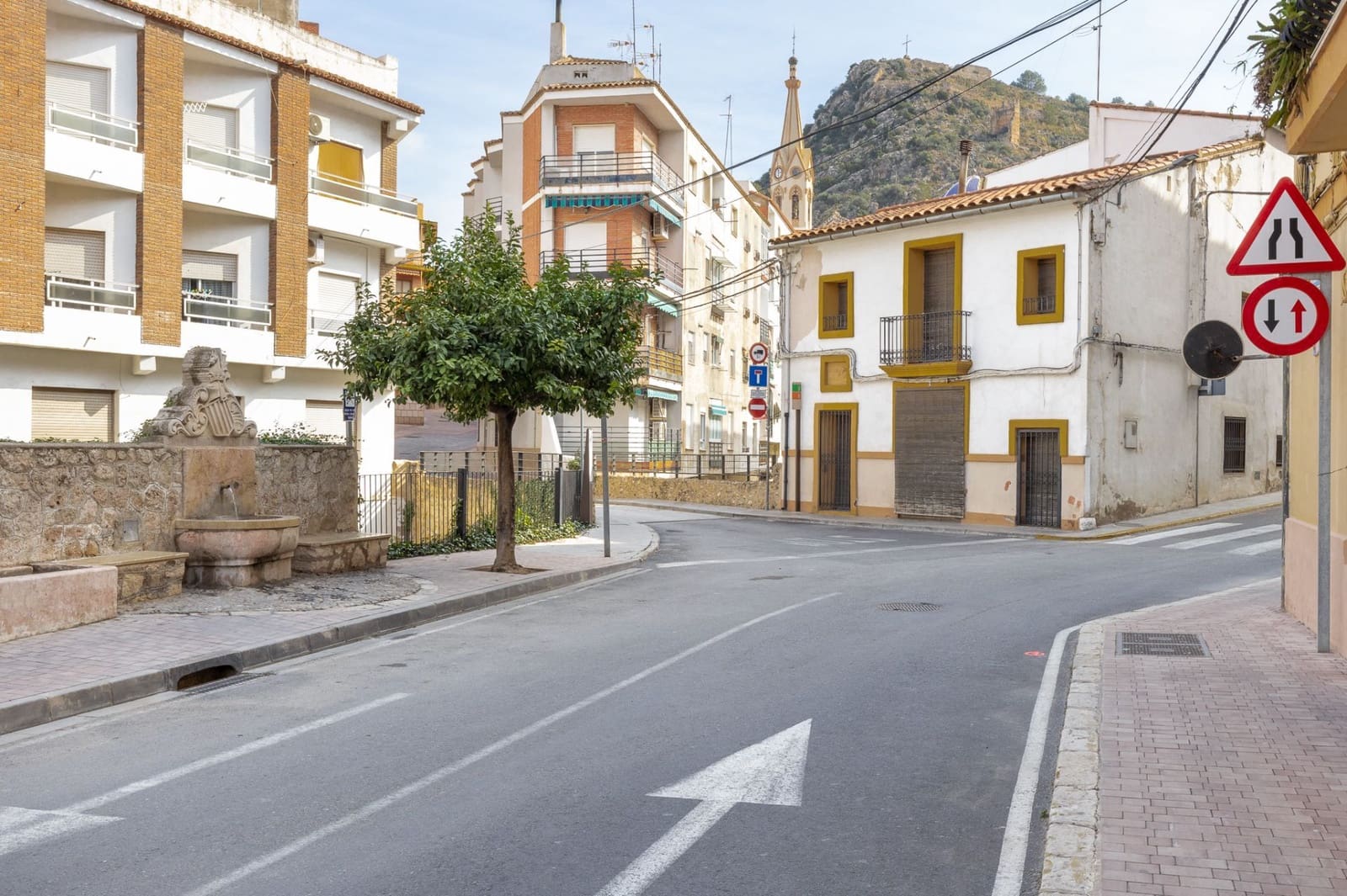 5 Zimmer Villa zu verkaufen in Moixent mit Garage - 395.000 € (Ref: 9175376)