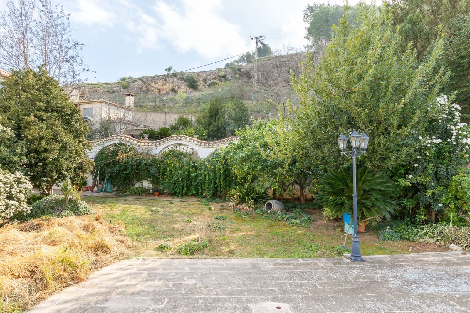 5 Zimmer Villa zu verkaufen in Moixent mit Garage - 395.000 € (Ref: 9175376)