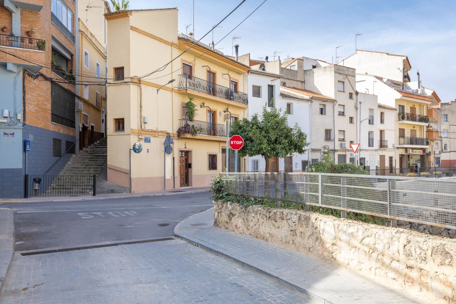 5 Zimmer Villa zu verkaufen in Moixent mit Garage - 395.000 € (Ref: 9175376)