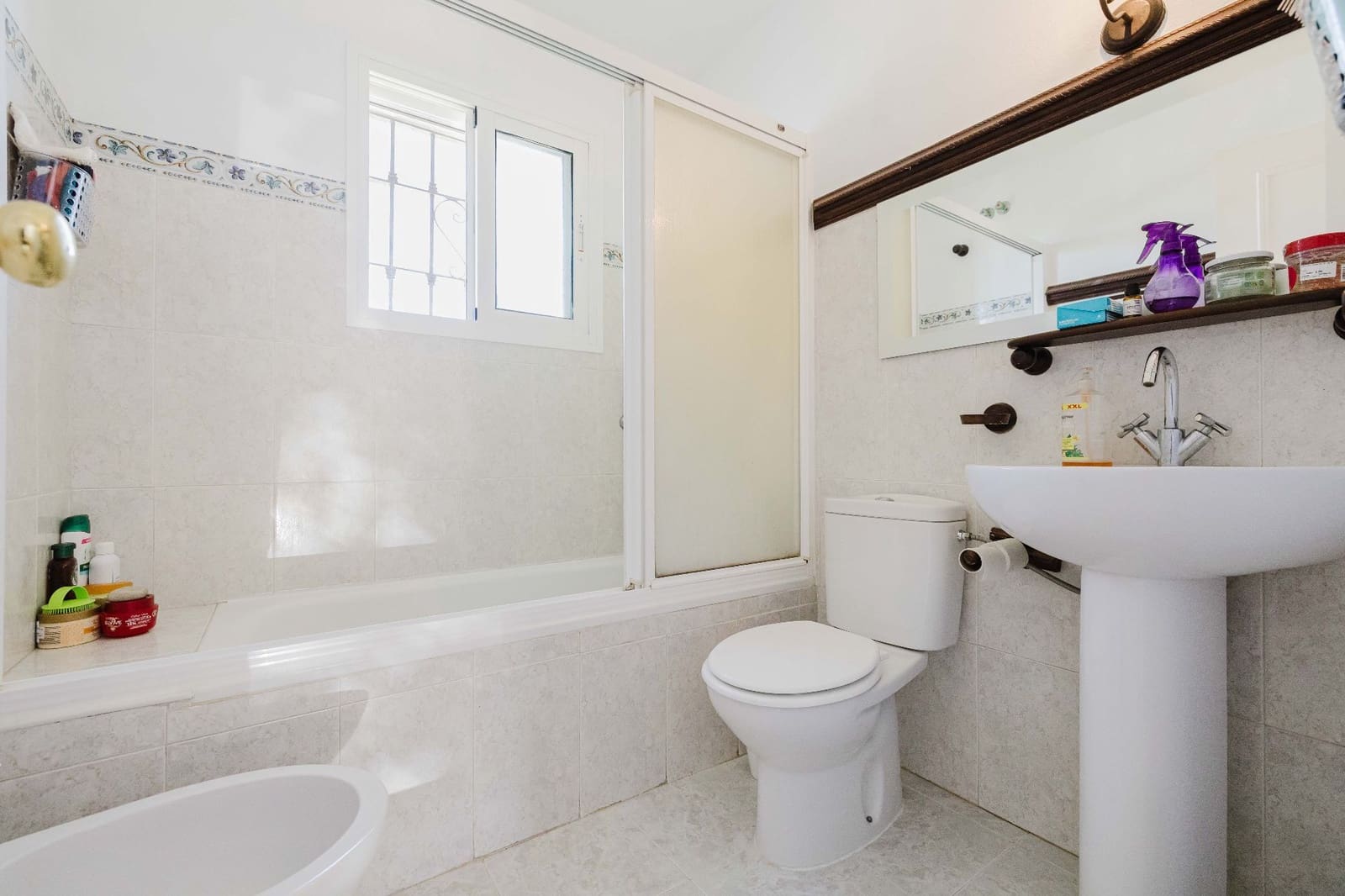 2 sovrum Semi-fristående Villa till salu i Marbella med pool garage - 445 000 € (Ref: 9175383)