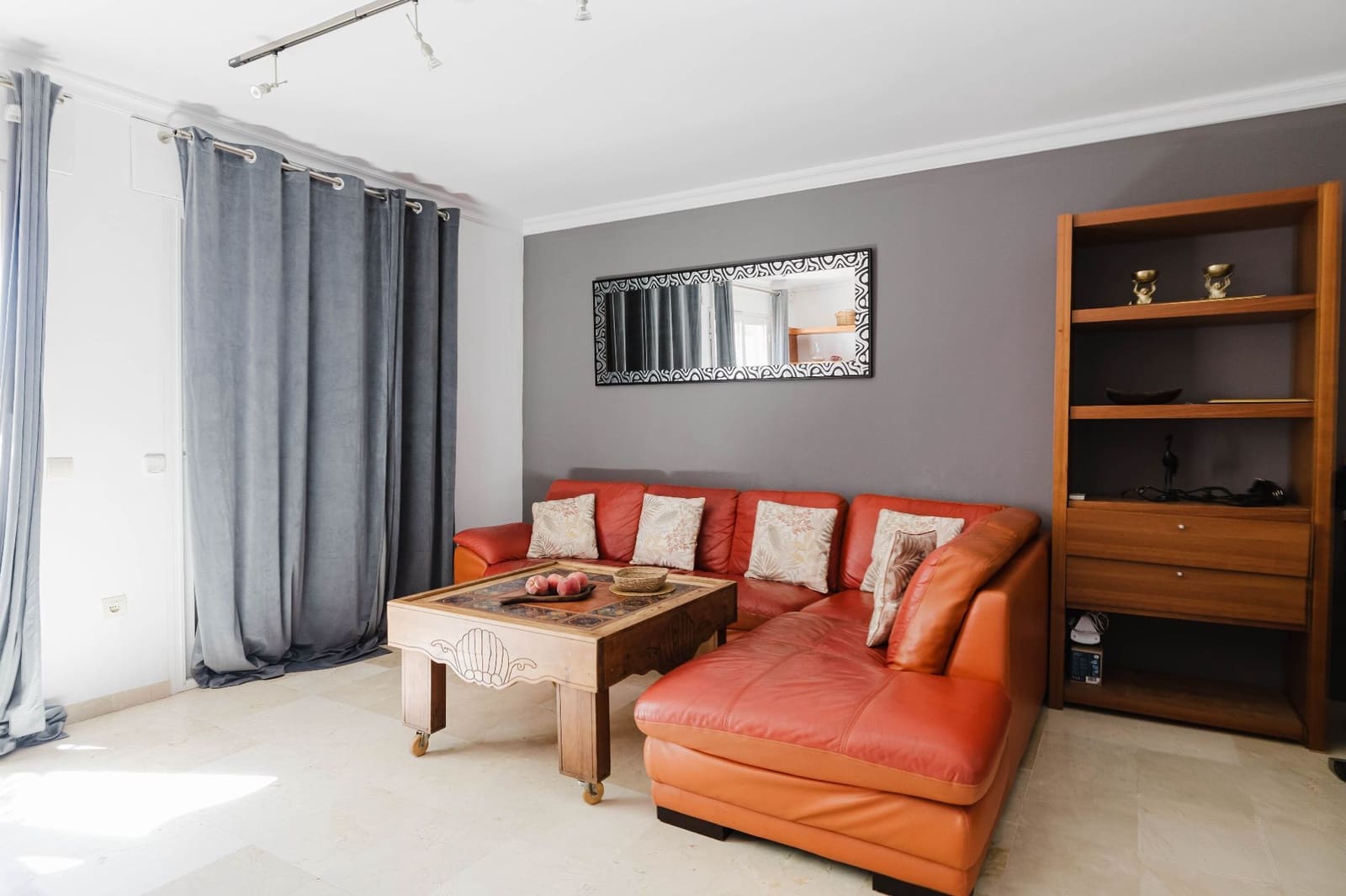 2 sovrum Semi-fristående Villa till salu i Marbella med pool garage - 445 000 € (Ref: 9175383)