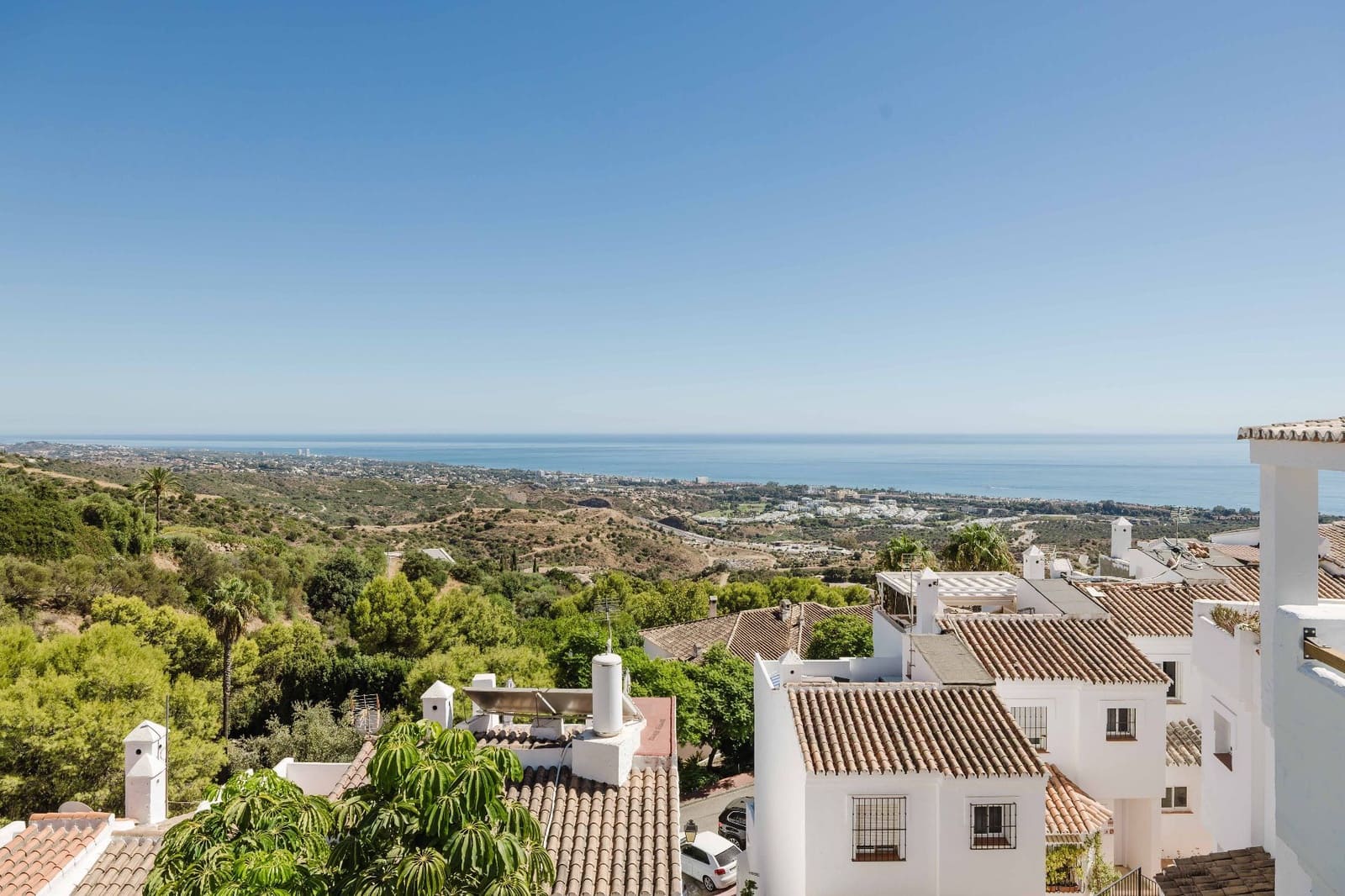 2 sovrum Semi-fristående Villa till salu i Marbella med pool garage - 445 000 € (Ref: 9175383)