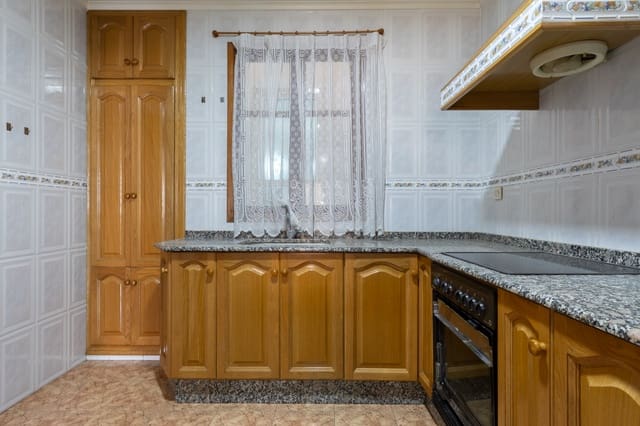 4 soveværelse Lejlighed til salg i Massamagrell - € 280.000 (Ref: 9175386)