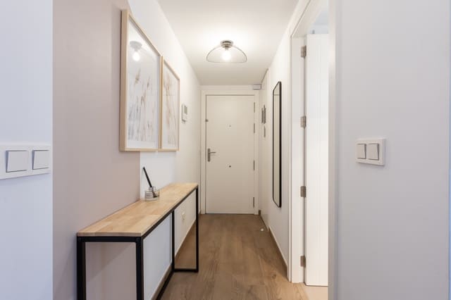 1 sypialnia Apartament na sprzedaż w Miasto Walencja z garażem - 461 500 € (Ref: 9175387)