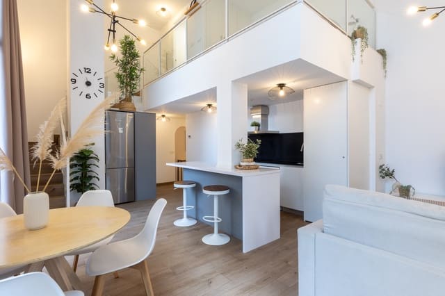 1 sypialnia Apartament na sprzedaż w Miasto Walencja z garażem - 461 500 € (Ref: 9175387)