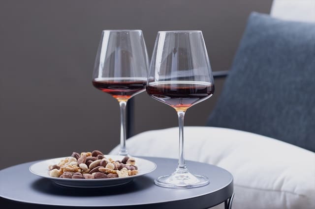 2 bedroom Flat for sale in Valencia city with pool - € 479,000 (Ref: 9175392)