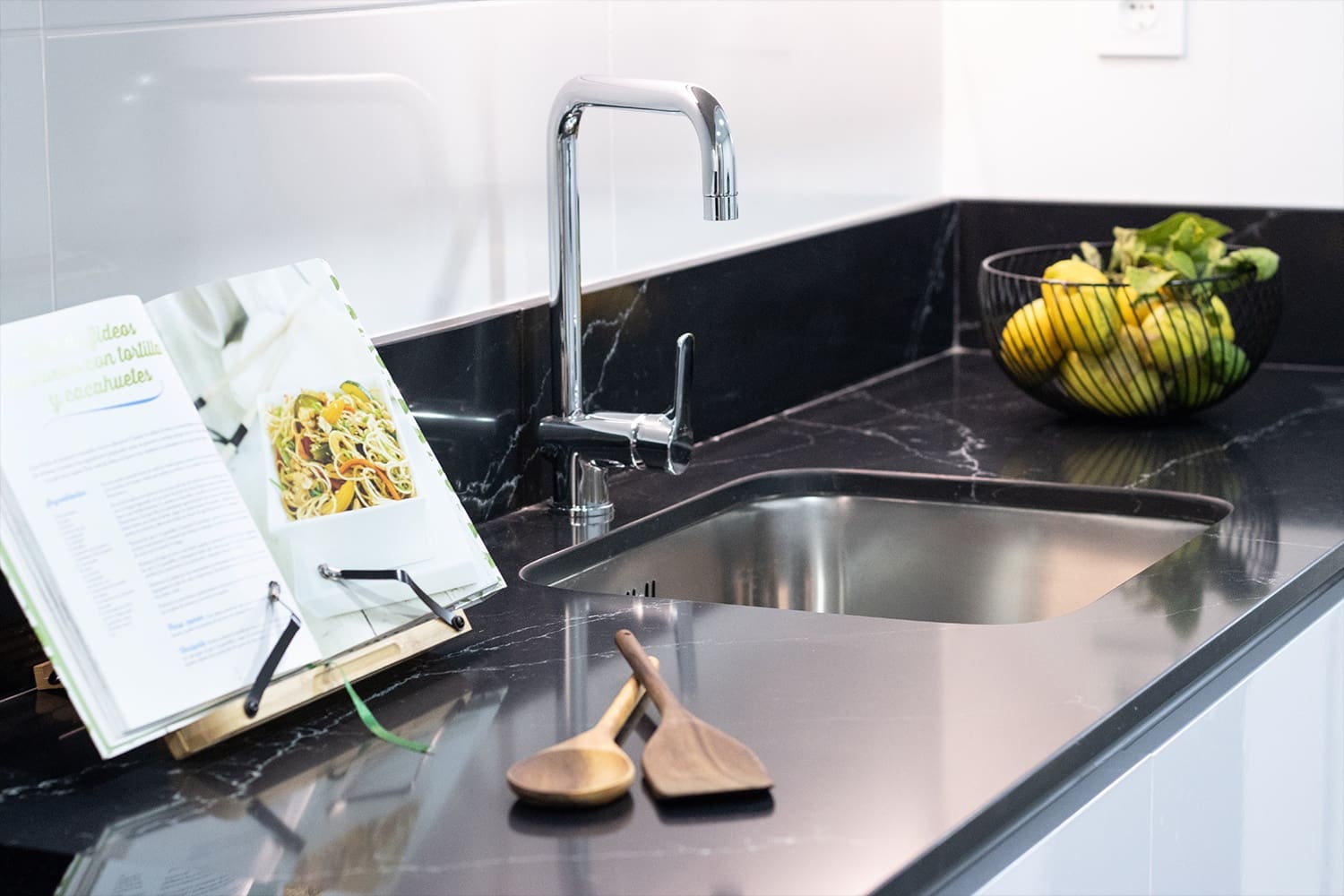 2 slaapkamer Flat te koop in Valencia stad met zwembad - € 479.000 (Ref: 9175392)