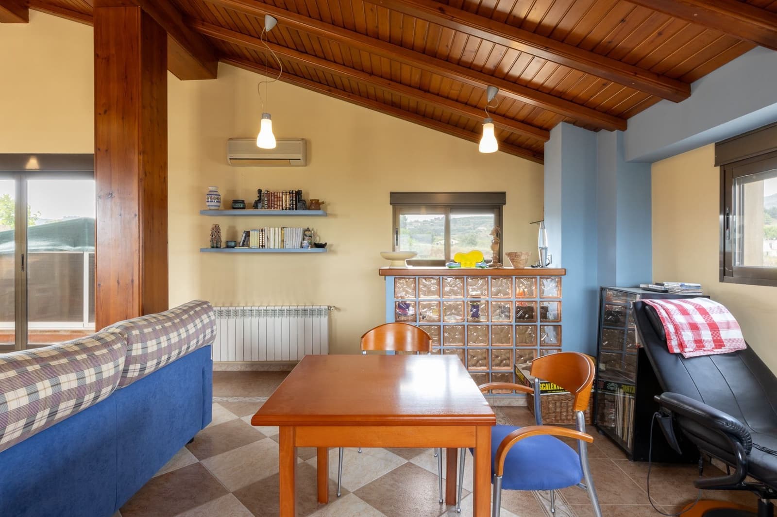 5 soveværelse Villa til salg i Llosa de Ranes med garage - € 435.000 (Ref: 9175396)