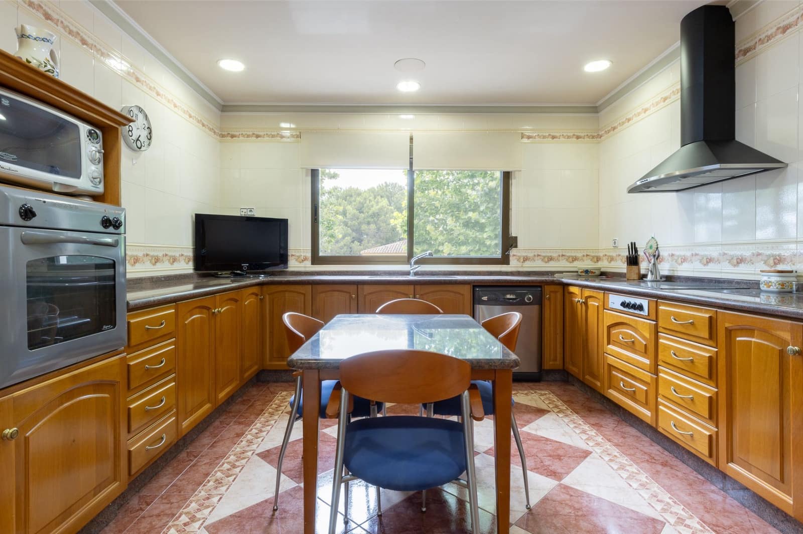 5 soveværelse Villa til salg i Llosa de Ranes med garage - € 435.000 (Ref: 9175396)