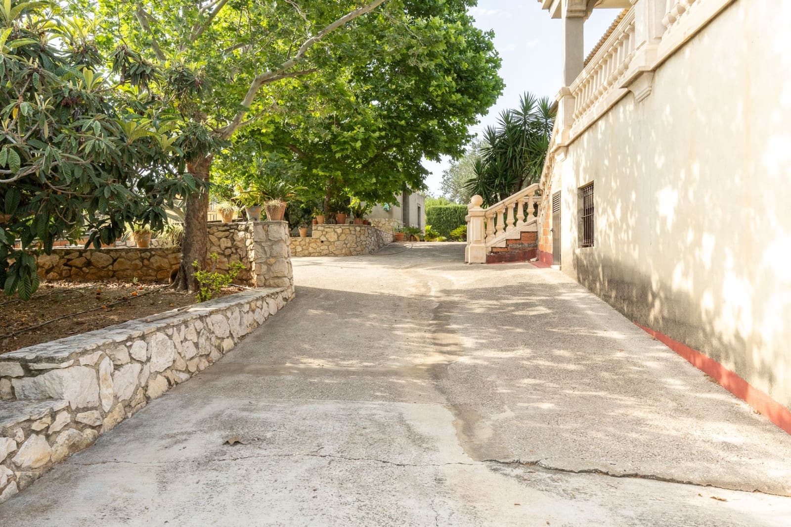 5 soveværelse Villa til salg i Llosa de Ranes med garage - € 435.000 (Ref: 9175396)