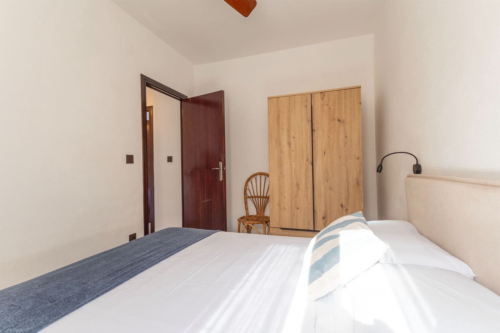 4 sovrum Semi-fristående Villa till salu i Santa Pola med garage - 339 000 € (Ref: 9202185)