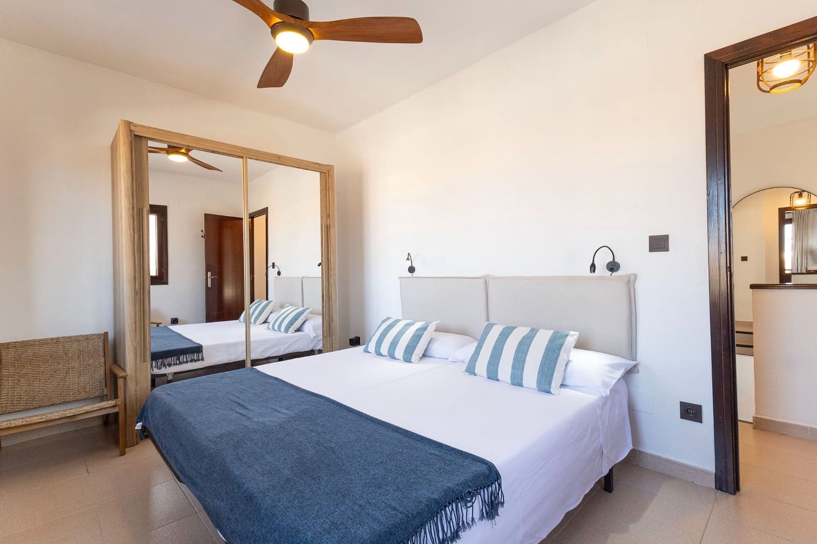 4 sovrum Semi-fristående Villa till salu i Santa Pola med garage - 339 000 € (Ref: 9202185)