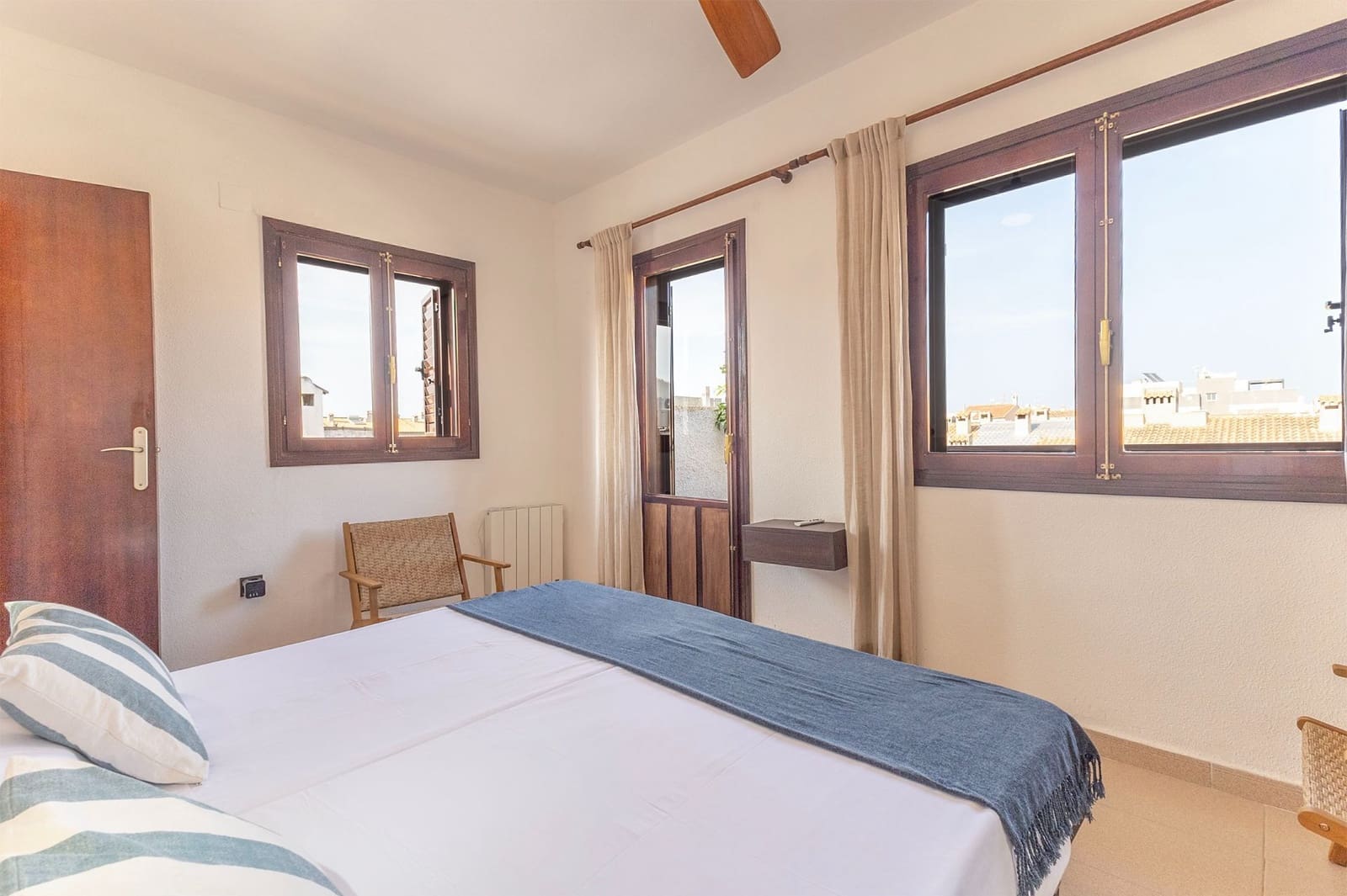 4 sovrum Semi-fristående Villa till salu i Santa Pola med garage - 339 000 € (Ref: 9202185)