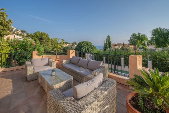 5 bedroom Villa for sale in Altea - € 430,000 (Ref: 9202186)