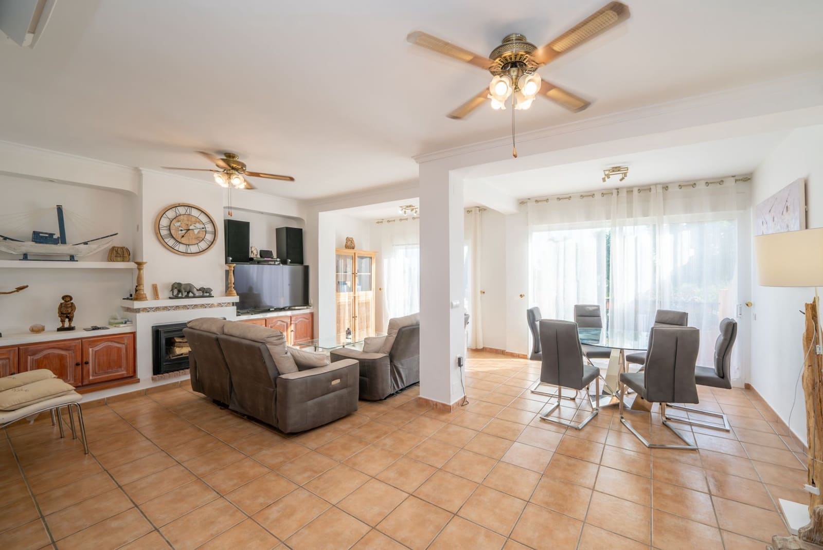 5 bedroom Villa for sale in Altea - € 430,000 (Ref: 9202186)