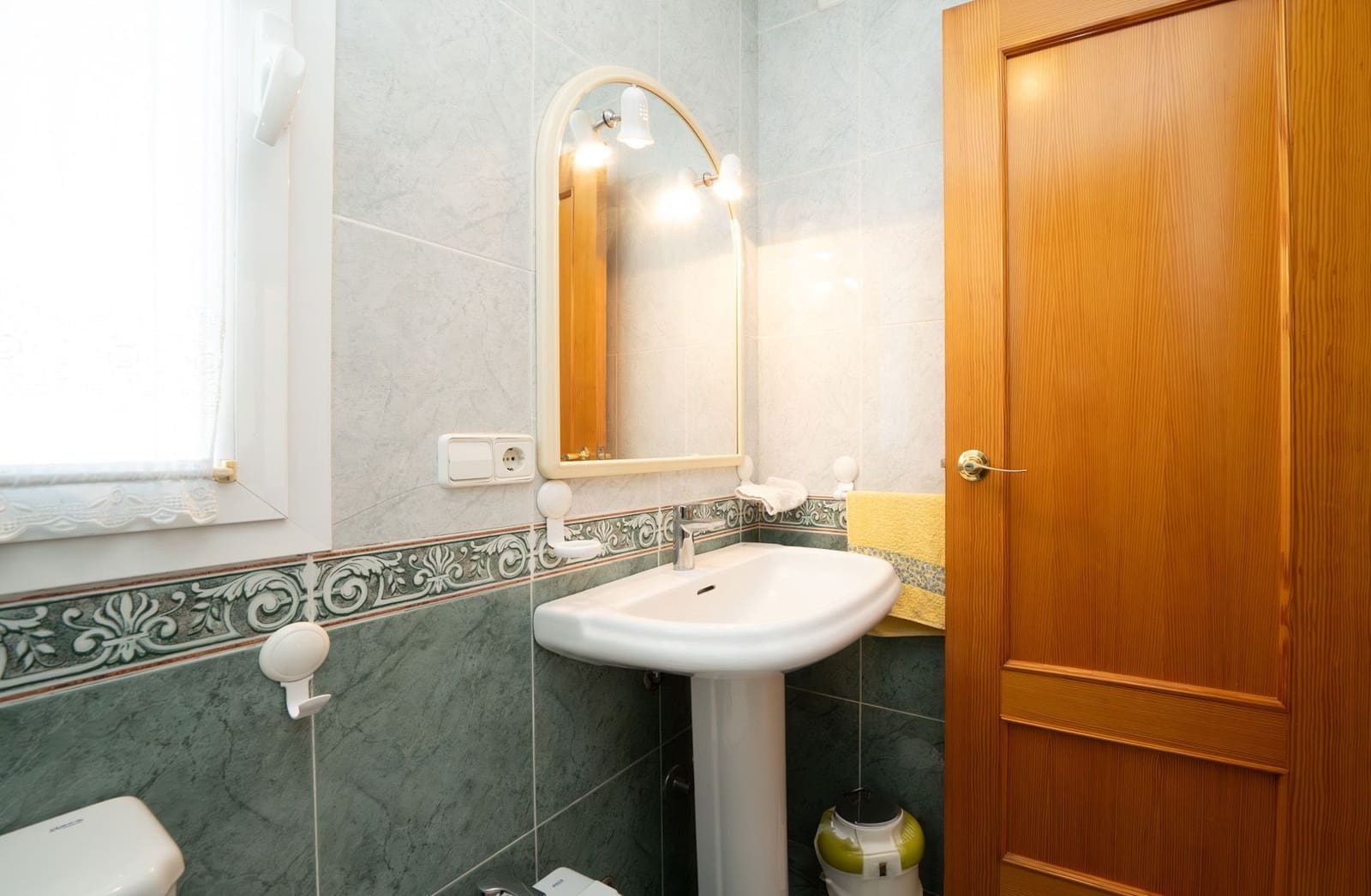 5 bedroom Villa for sale in Altea - € 430,000 (Ref: 9202186)