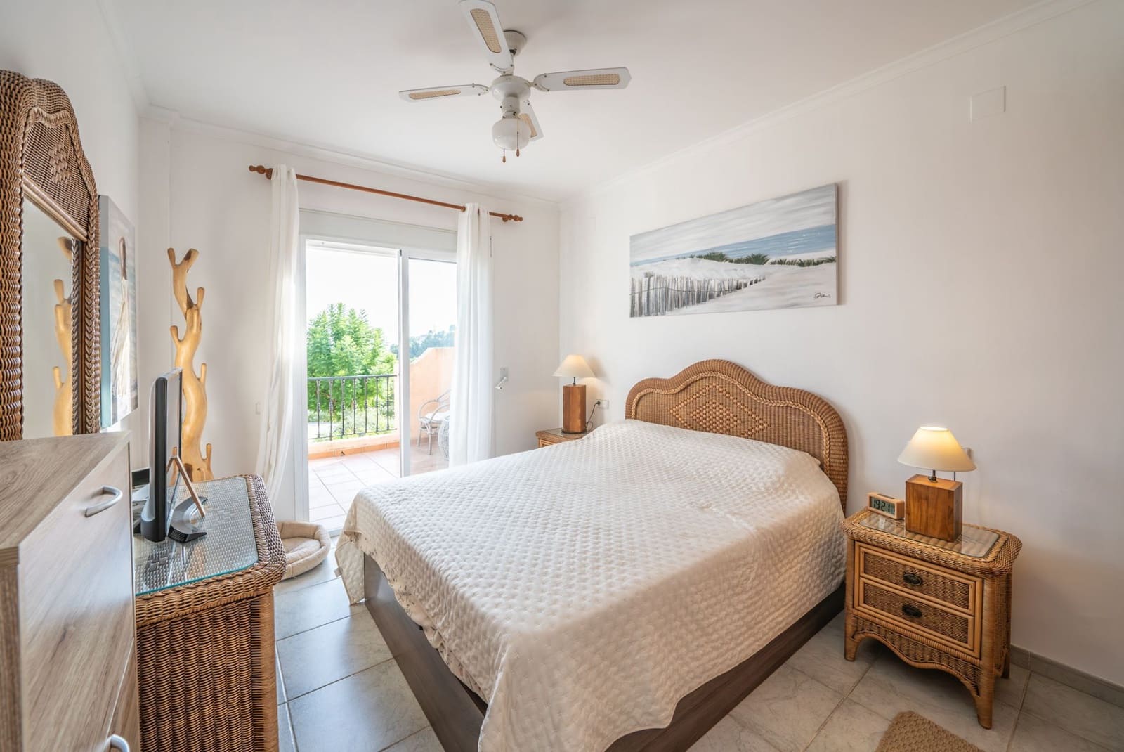 5 bedroom Villa for sale in Altea - € 430,000 (Ref: 9202186)