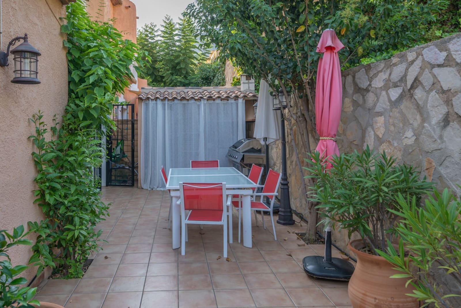 5 bedroom Villa for sale in Altea - € 430,000 (Ref: 9202186)