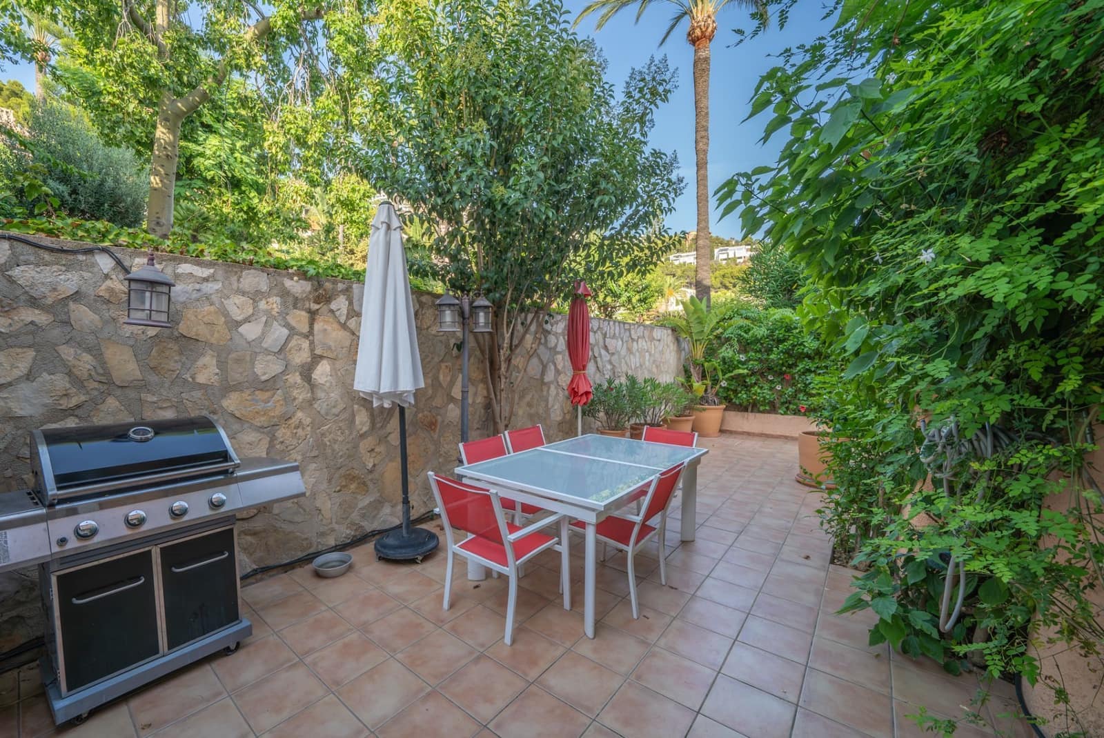 5 bedroom Villa for sale in Altea - € 430,000 (Ref: 9202186)