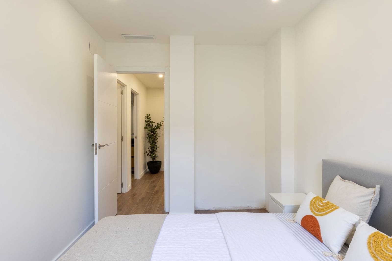 3 makuuhuone Asunto myytävänä paikassa Alberic - 129 000 € (Ref: 9228192)