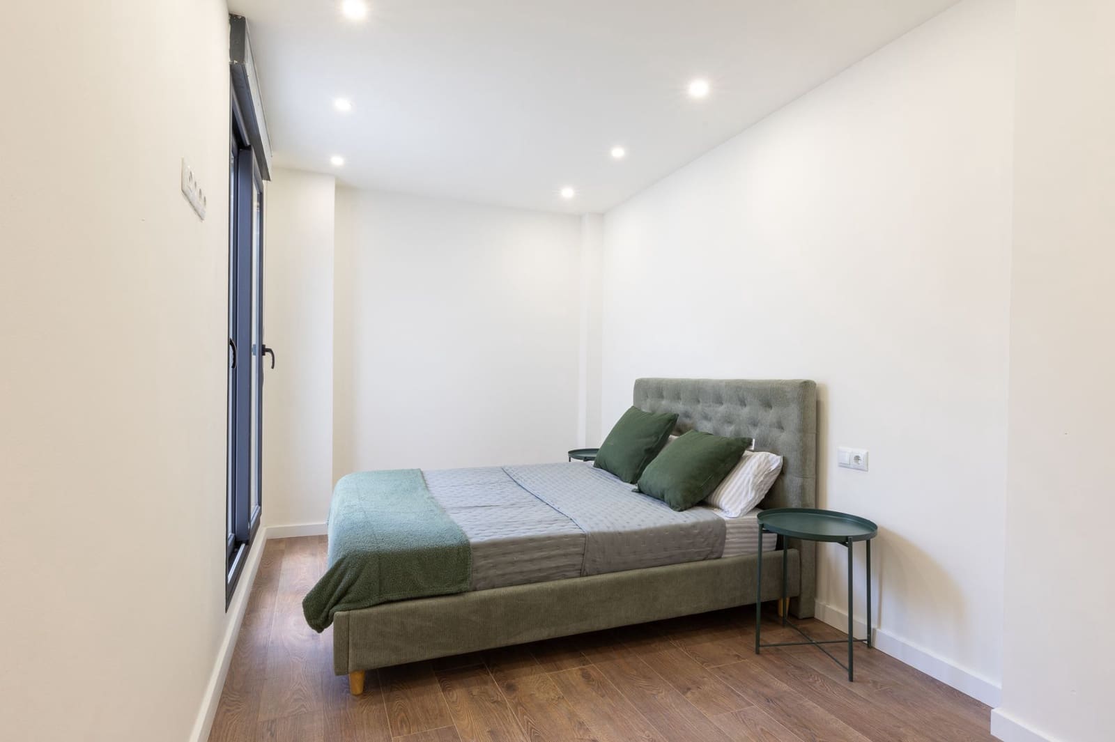 3 makuuhuone Asunto myytävänä paikassa Alberic - 129 000 € (Ref: 9228192)