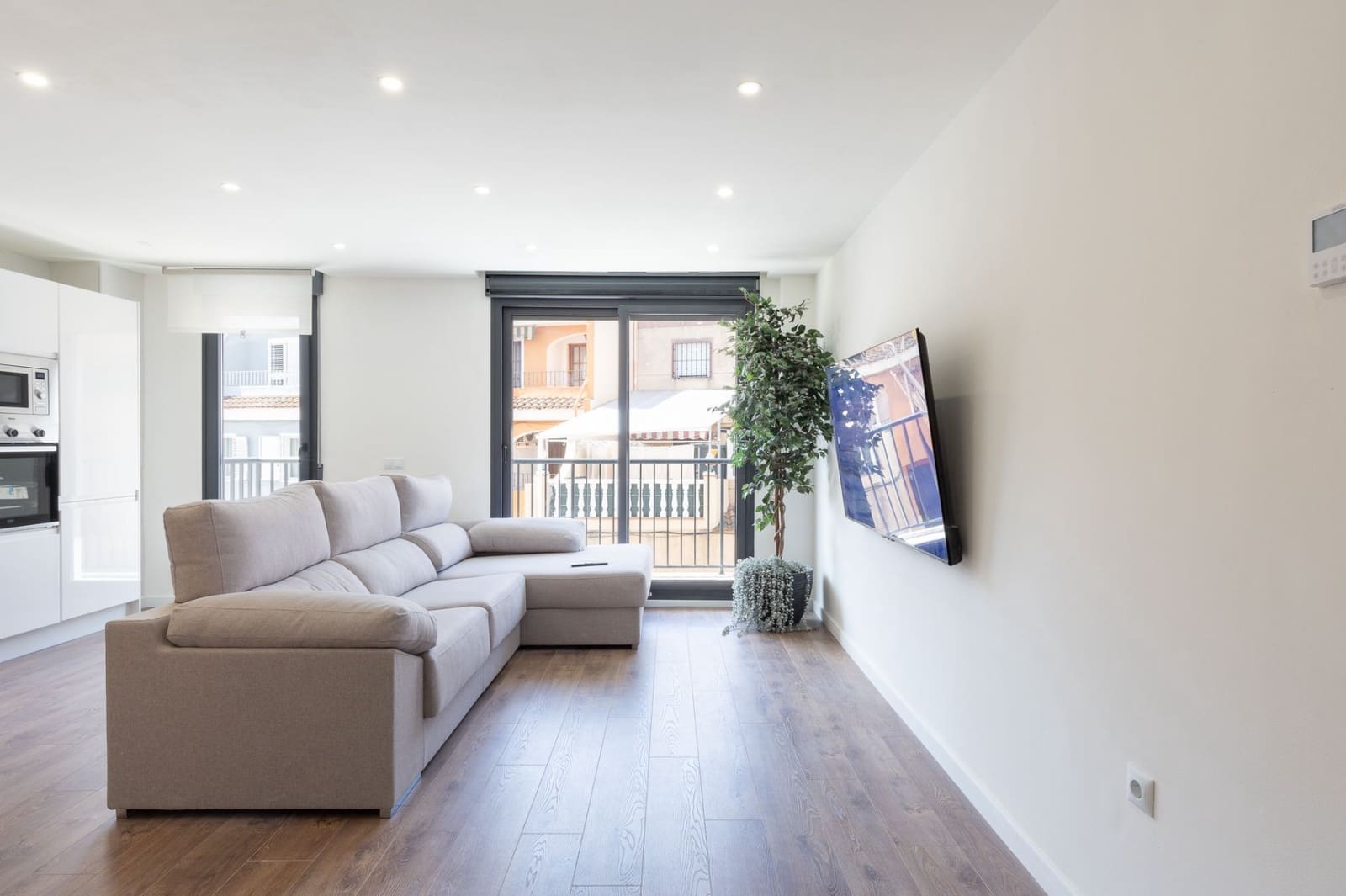 3 makuuhuone Asunto myytävänä paikassa Alberic - 129 000 € (Ref: 9228192)