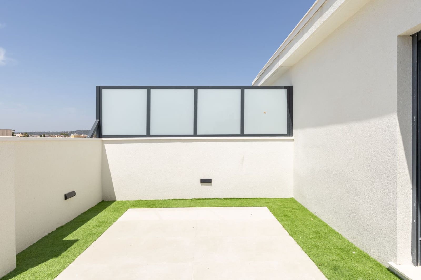 3 makuuhuone Asunto myytävänä paikassa Alberic - 129 000 € (Ref: 9228192)