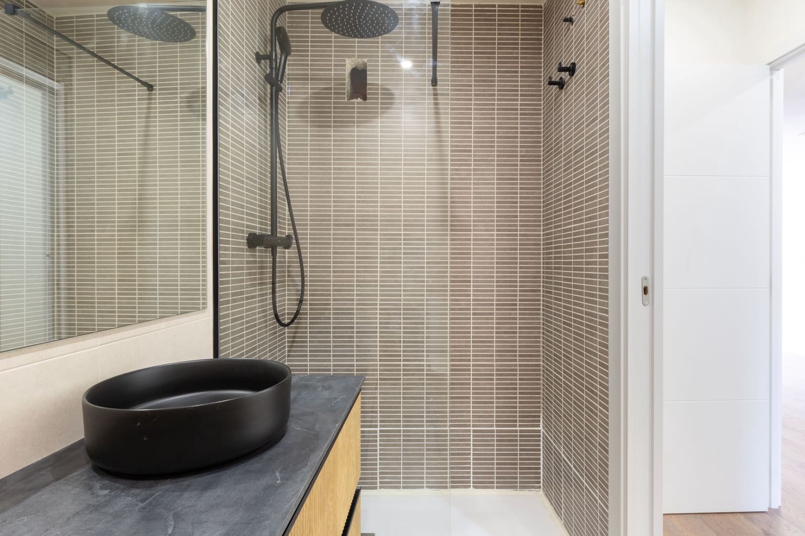 3 makuuhuone Asunto myytävänä paikassa Alberic - 129 000 € (Ref: 9228192)