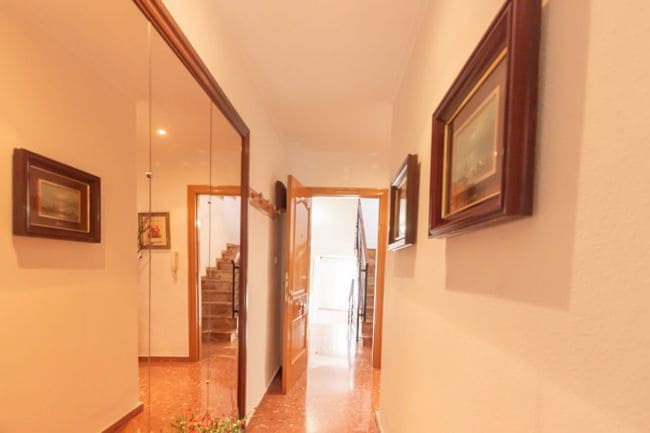 6 soverom Villa til salgs i Moncada - € 390 000 (Ref: 9242695)