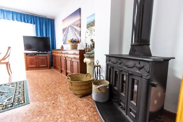 6 slaapkamer Villa te koop in Moncada - € 390.000 (Ref: 9242695)