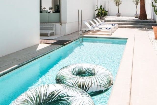 3 slaapkamer Halfvrijstaande villa te koop in San Jose / Sant Josep de Sa Talaia met zwembad - € 1.273.000 (Ref: 9312142)