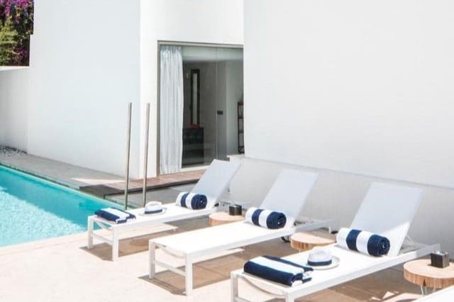 3 slaapkamer Halfvrijstaande villa te koop in San Jose / Sant Josep de Sa Talaia met zwembad - € 1.273.000 (Ref: 9312142)