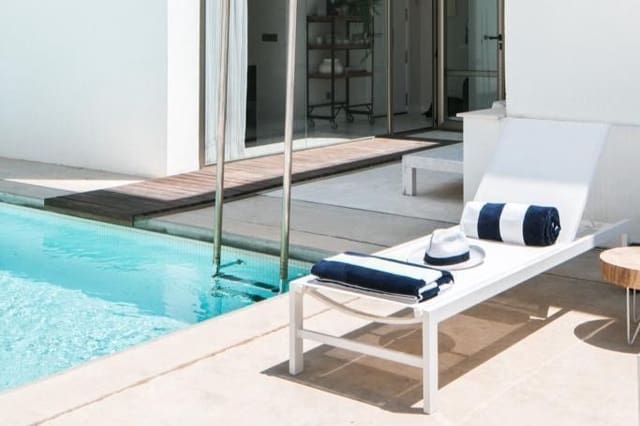 3 slaapkamer Halfvrijstaande villa te koop in San Jose / Sant Josep de Sa Talaia met zwembad - € 1.273.000 (Ref: 9312142)